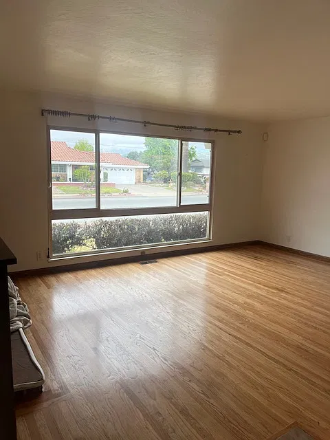 3 bed, 1626 sqft, $3,950 — Photo 4