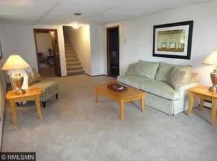 1600 Circle Ln, Burnsville, MN 55337