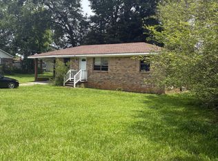 341 Boxwood St, Social Circle, GA 30025