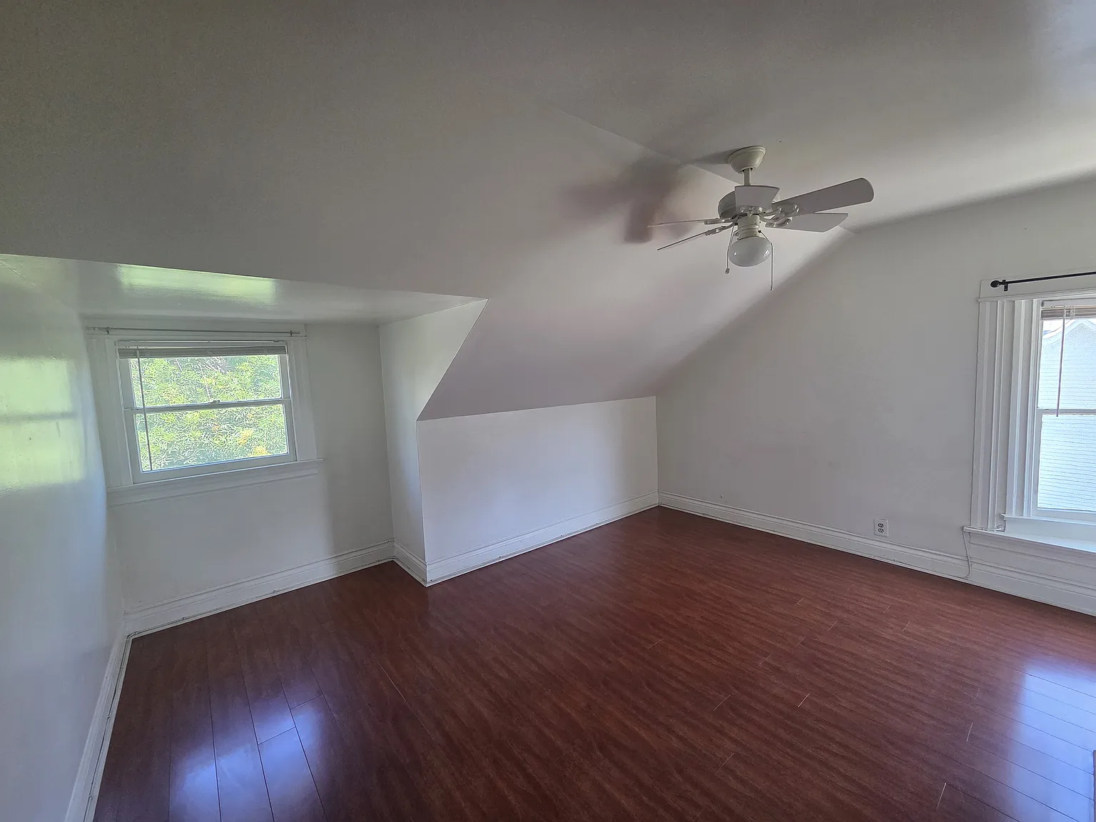 4 bed, 1600 sqft, $1,550 — Photo 2