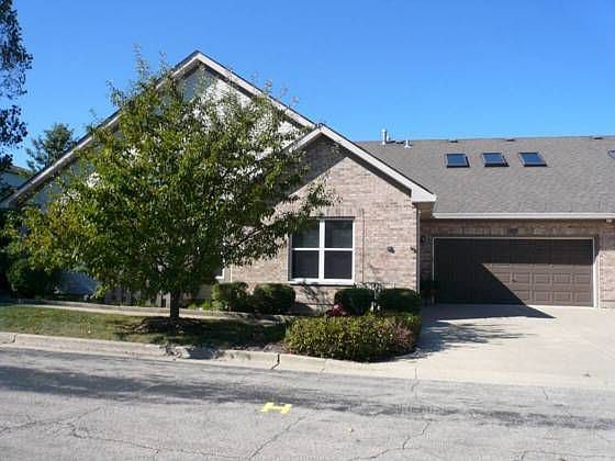 1st image of 167 Canterbury Ct