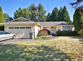 203 NW Sinclair Dr, Grants Pass, OR
