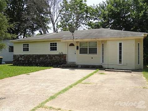 2nd image of 800 Greendale Dr