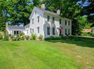 112 Main St S, Woodbury, CT 06798
