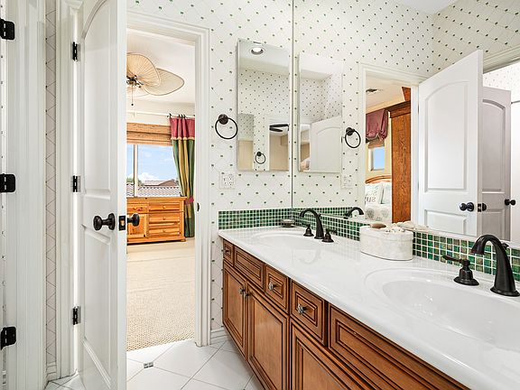 5th image of 31808 N 19th Ave