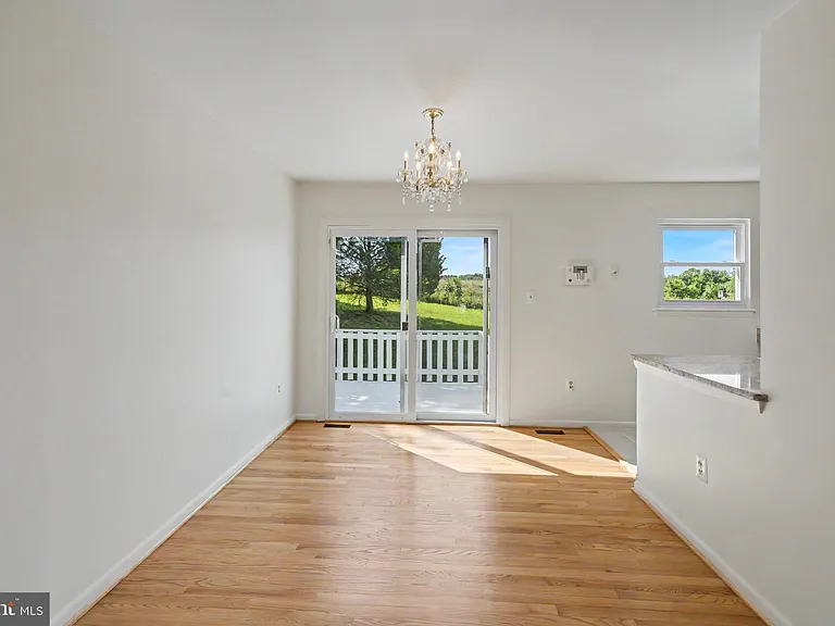 14356 Shaw Ct — Photo 8