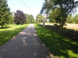 228 Avery Hill Rd, Ledyard, CT 06339