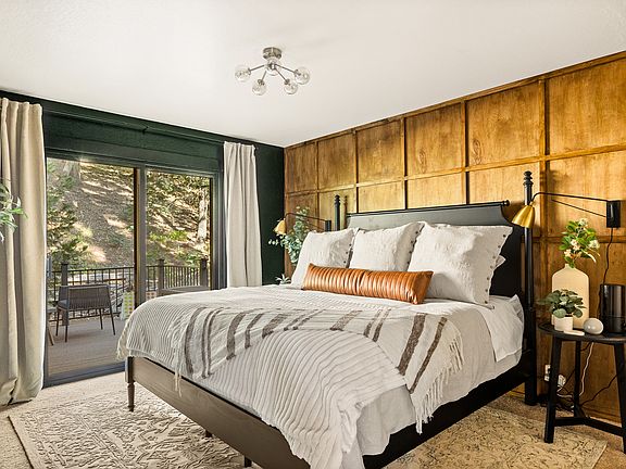 4th image of 26692 Thunderbird Dr
