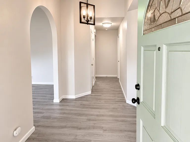 6665 Jonella Way — Photo 5
