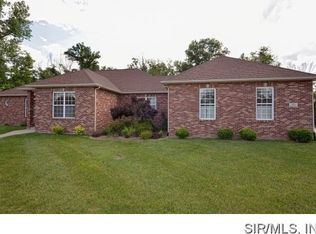 1413 Ogles Creek Ct, Lebanon, IL 62254
