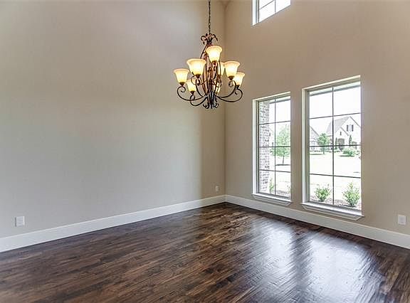2nd image of 603 Burke Dr