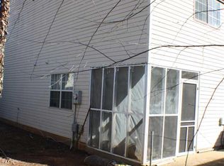 2 Hammett Grove Ln, Greer, SC 29650