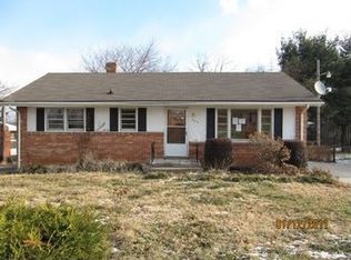 363 Cherryhill Rd NW, Roanoke, VA 24017