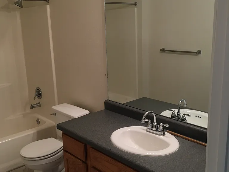 4249 Sabana Loop SE #B — Photo 6