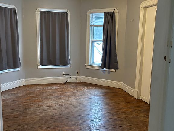 4th image of 21 Forest St #2