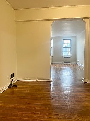 4th image of 41-43 39th Pl #5O