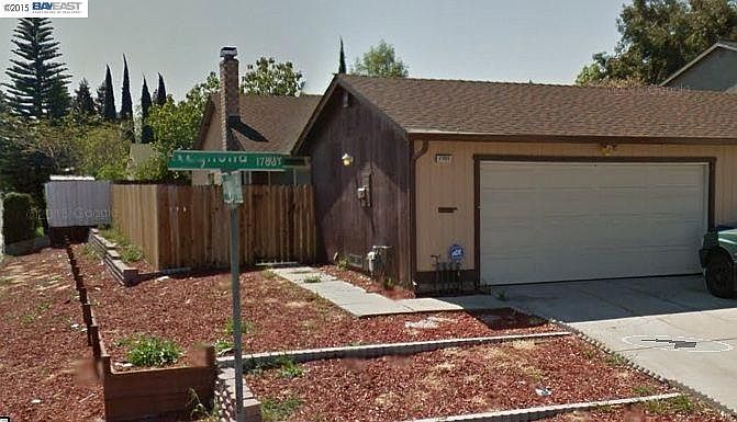 1st image of 1701 Magnolia Way
