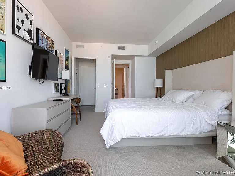 4111 S Ocean Dr #1810 — Photo 24