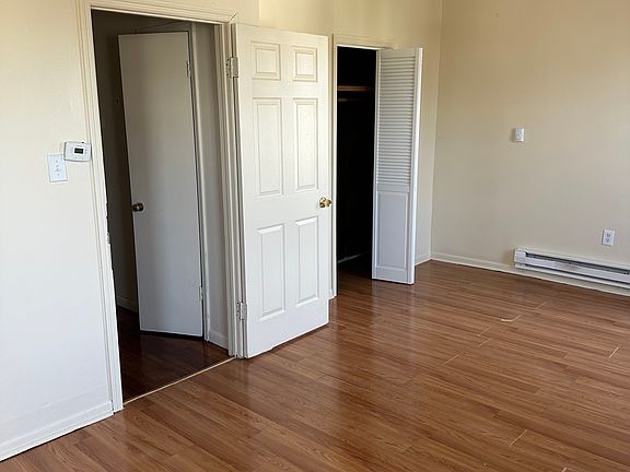 4th image of 22 Franklin Ter Floor 2