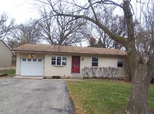 9016 Oriole Trl, Wonder Lake, IL 60097