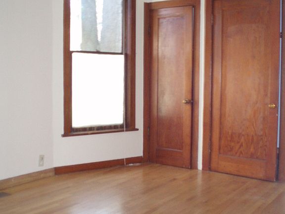 5th image of 517 N J St #A