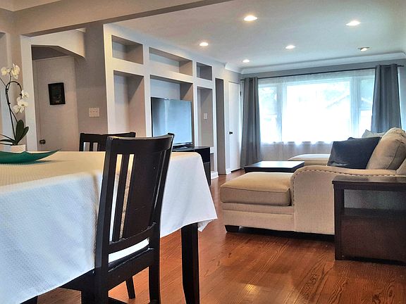 Dining Room 1