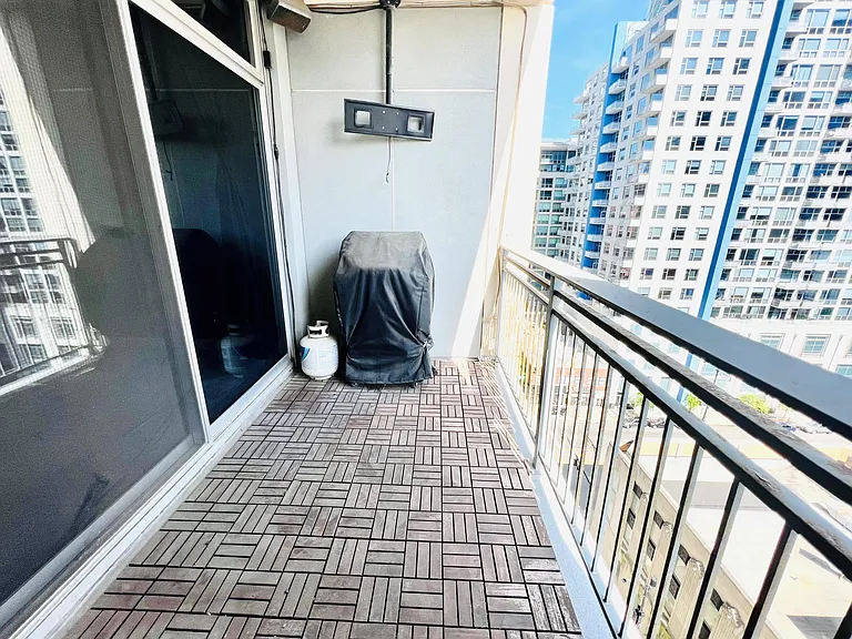 1250 S Michigan Ave #1208 — Photo 5