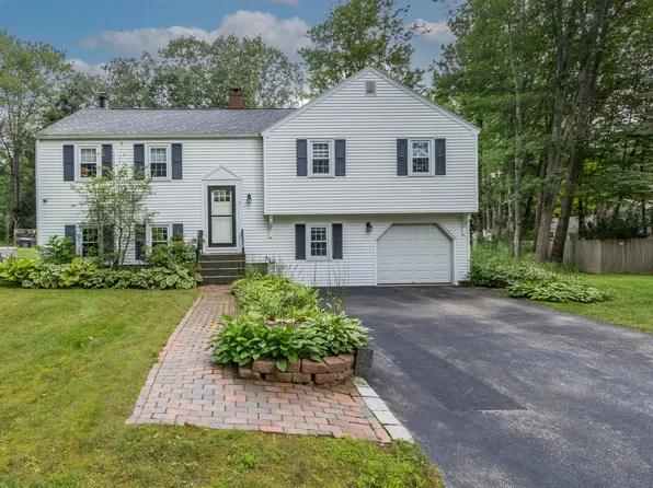 7 Quarterdeck Lane, Scarborough, ME 04074
