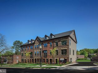 5713 10th Rd N UNIT 119, Arlington, VA 22205