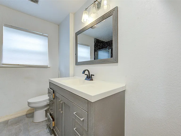 2117 Willow Wisp Dr — Photo 16