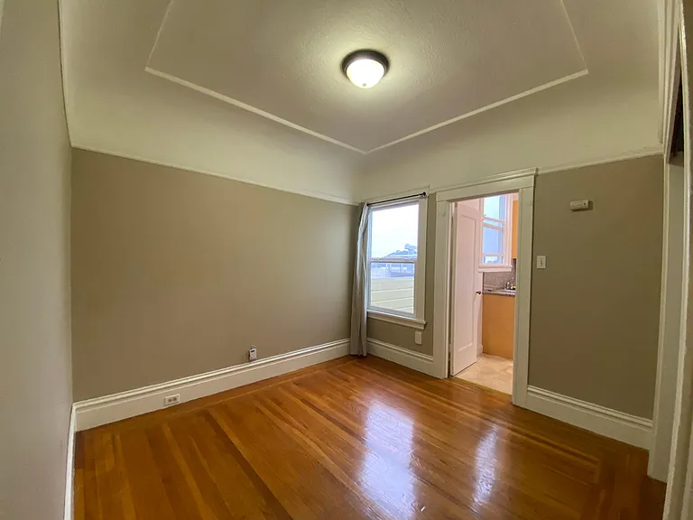 1495 10th Ave #6 — Photo 10