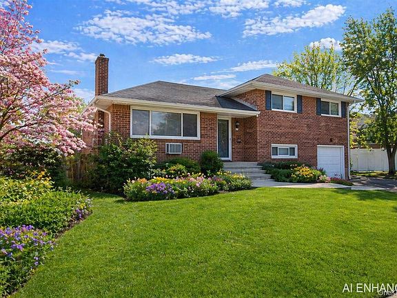 2nd image of 24 Willets Avenue