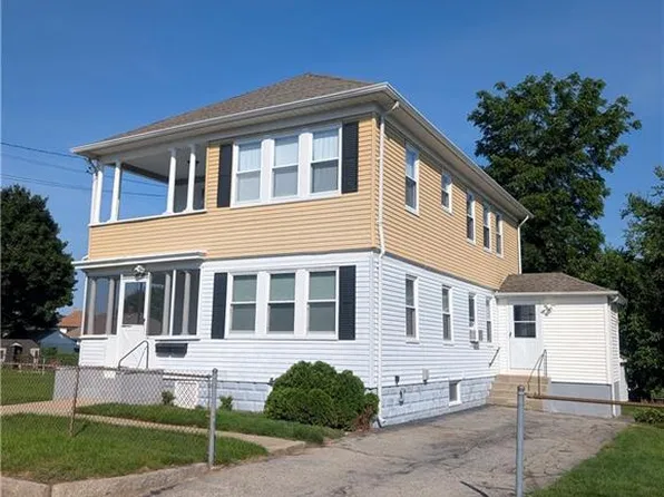 16 Colony St, Cranston, RI 02920
