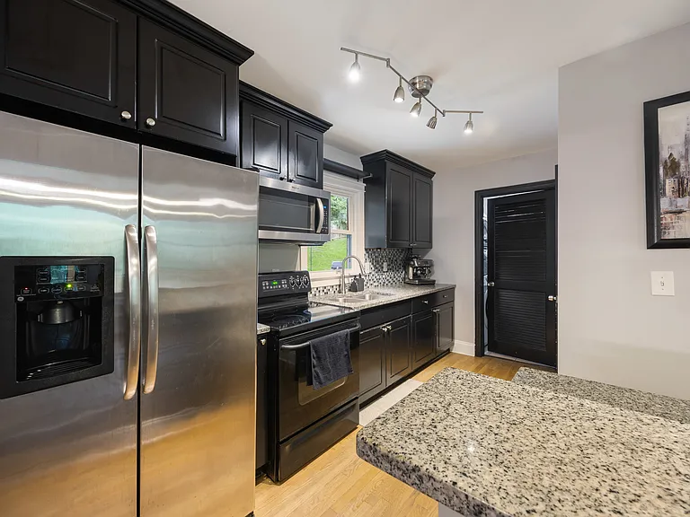 70 Driskell Ave SW — Photo 2