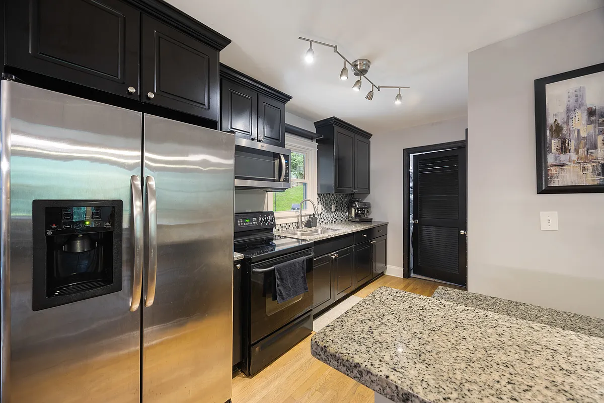Building Photo - 70 Driskell Ave SW