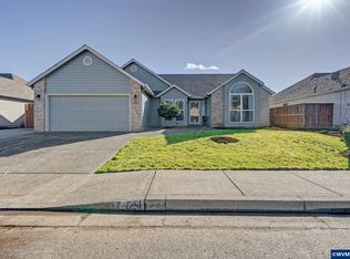 754 Pinehurst Ave NE, Keizer, OR 97303