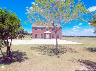 128 Oak View Dr, La vernia, TX 78121