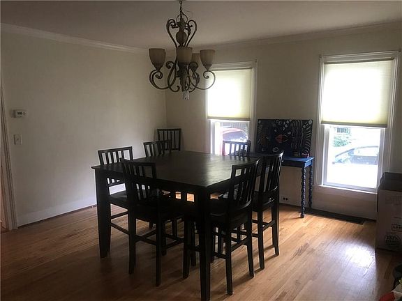 5th image of 191 Utica St