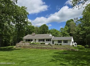 90 Beech Rd, New Canaan, CT 06840