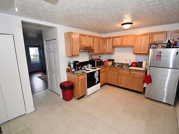 2nd image of 109 Harken Ct
