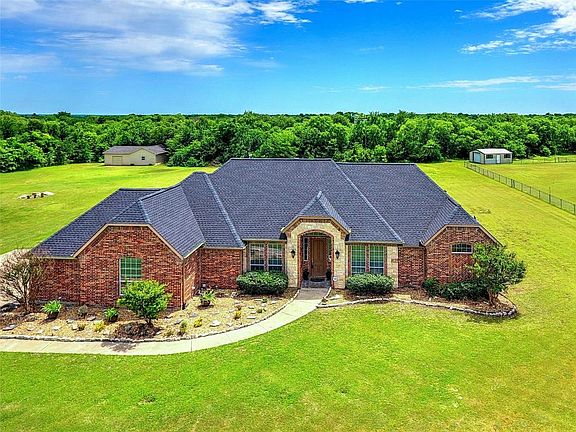 2nd image of 188 Green Meadow Ct