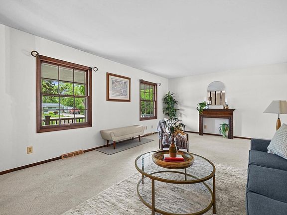 5th image of 1406 95th AVENUE