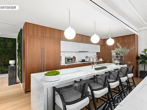 3rd image of 1289 Lexington Ave APT 7D