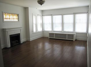 2541 W Gunnison St, Chicago, IL 60625