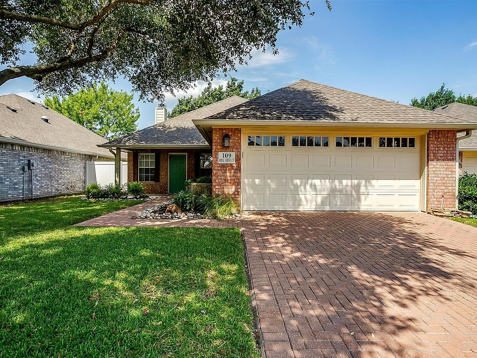 1st image of 109 Royal Crest Ct
