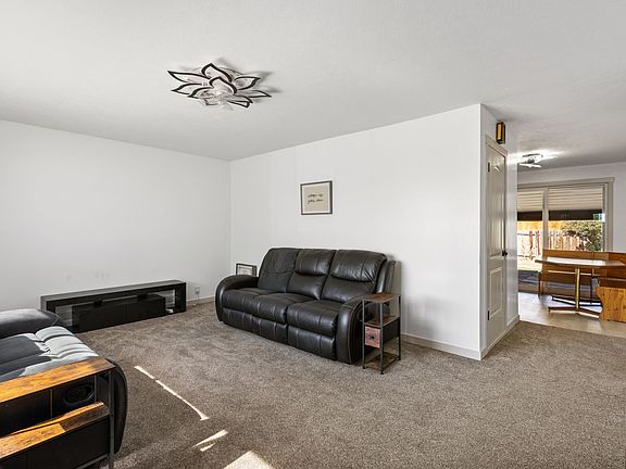 2nd image of 5126 S Cordonblue Way