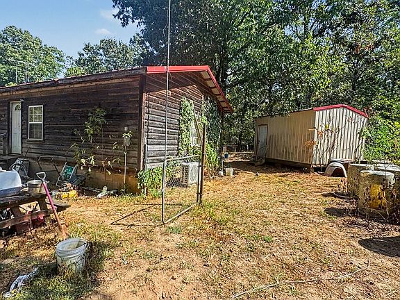 3rd image of 426197 E 743rd Rd