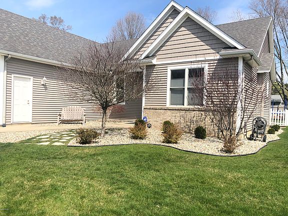 2nd image of 2448 Avalon Woods Dr
