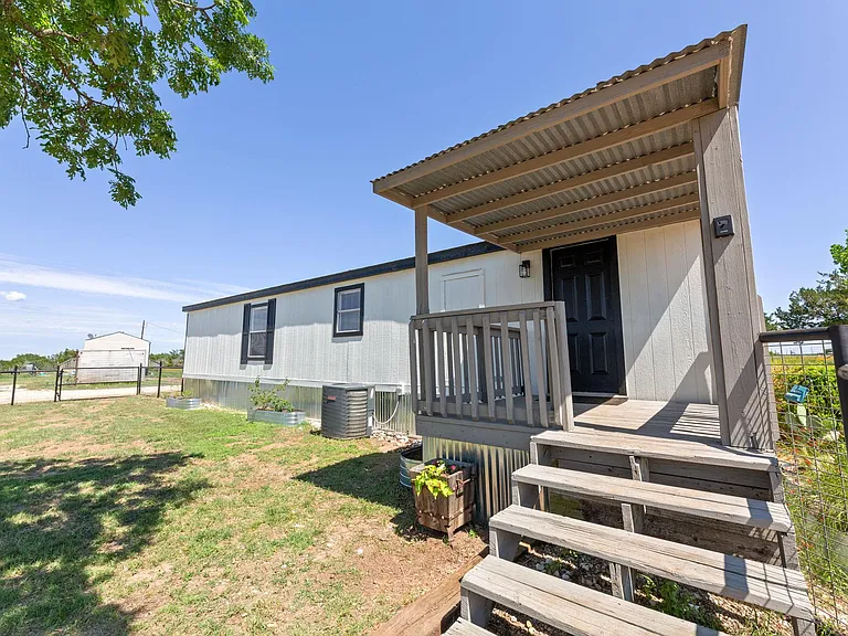 930 County Road 224 — Photo 19