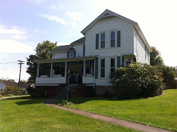 5th image of 206 E Walker St